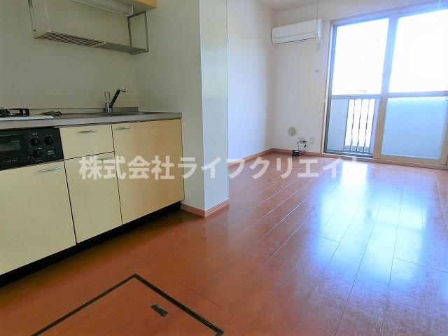 【居間・リビング】 | リビングタウン石川町Ａ