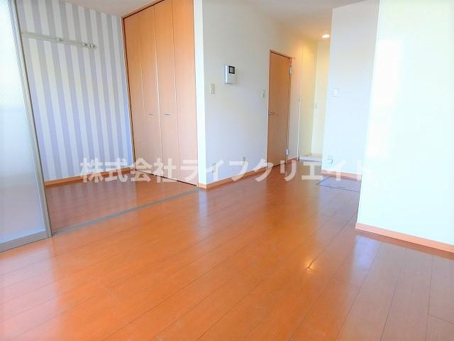 【居間・リビング】 | リビングタウン石川町Ａ