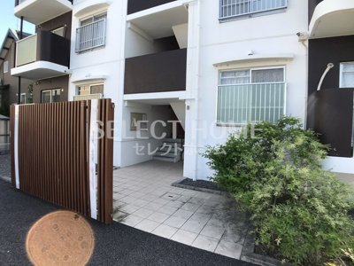 【エントランス】 | シャンブル　ぺぺ | 毎日通るエントランスはこのようになっています