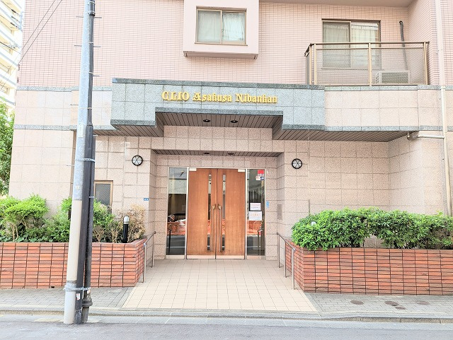 クリオ浅草弐番館のエントランス