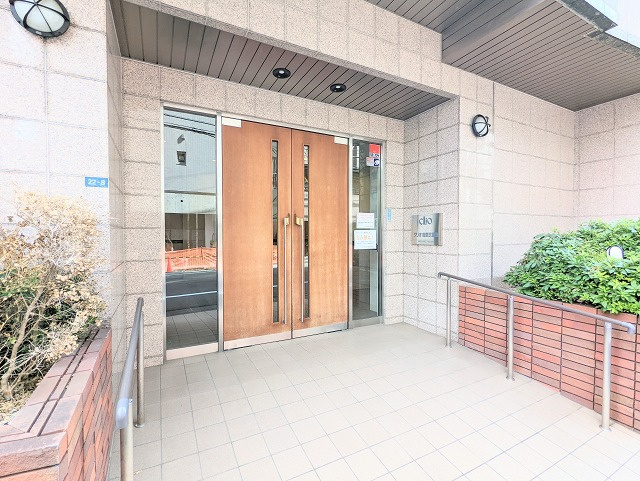 クリオ浅草弐番館のエントランス
