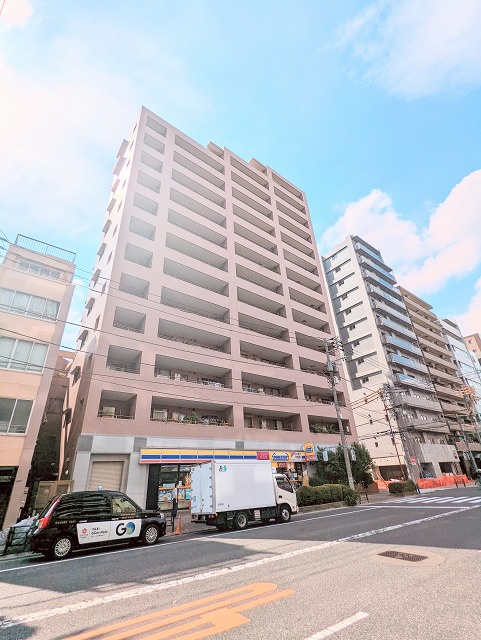 クリオ浅草弐番館の外観