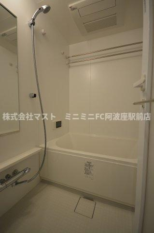 アーバネックス阿波座駅前の浴室