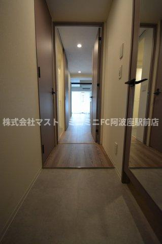 アーバネックス阿波座駅前の玄関