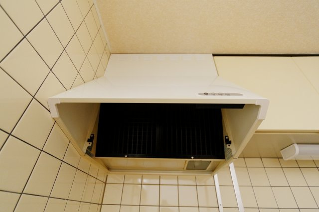 ロワイヤル東井堀12のキッチン