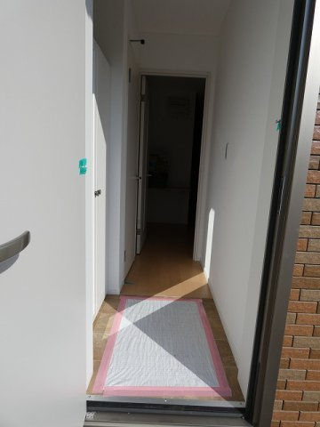 ガーデンテラスアイリスの玄関