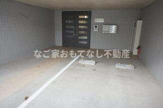 【エントランス】 | プリミエール西市場