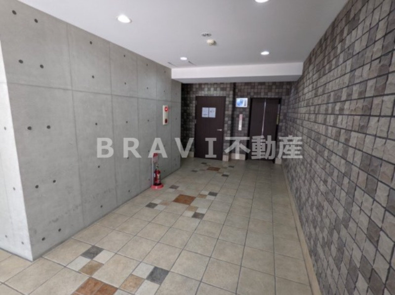 ラ・フォーレ松ヶ枝町Ⅲ BRAVI不動産のロビー|【ラ・フォーレ松ヶ枝Ⅲ】