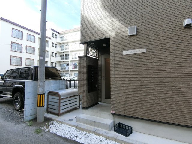【エントランス】 | オーキッドプレイス立川