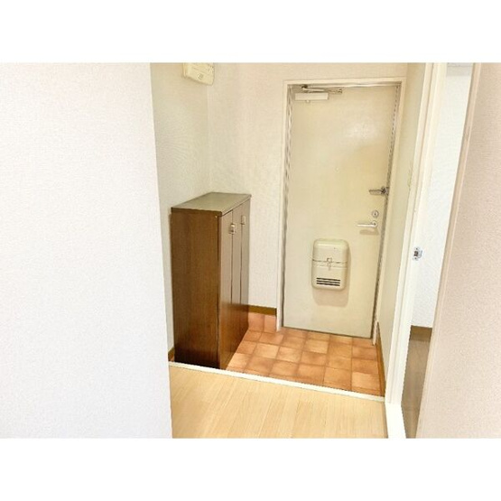 【玄関】 | サープラス寺津