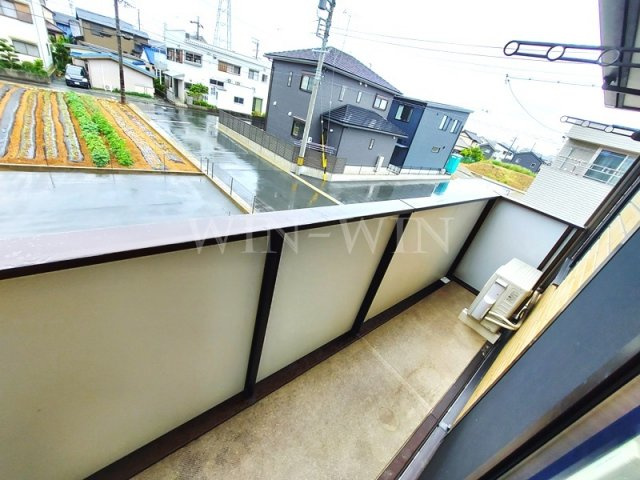 パストラル Bのバルコニー