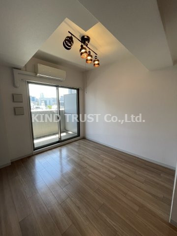 エスリード新梅田ノースポイントの居間・リビング|おしゃれな居間です