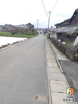 八女市立花町兼松土地の前面道路含む現地写真