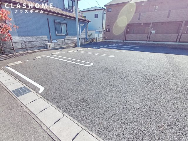 アヴニールリアン　　刈谷市近郊の賃貸はクラスホームの駐車場