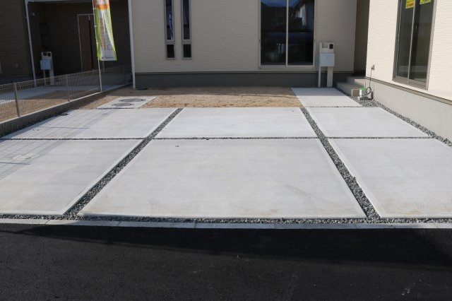 新築戸建　吉田町吉田字鯨多　No.5/No.5の駐車場