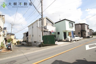 【前面道路含む現地写真】