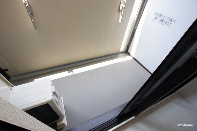 S-RESIDENCE江坂　仲介手数料無料のバルコニー