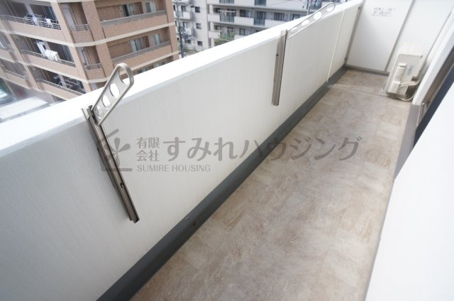 アスターのバルコニー