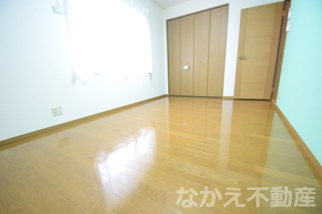 【寝室】 | 落ち着いて過ごせるお部屋なので、寝室にいかがでしょうか