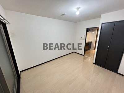 【洋室】 | サクシード上鳥羽