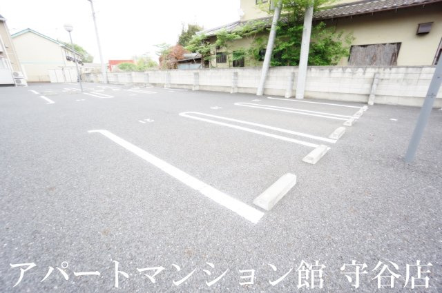 ノールロワールAの駐車場