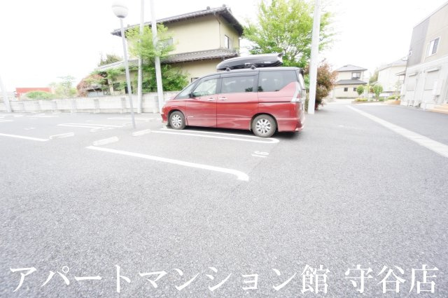 ノールロワールAの駐車場