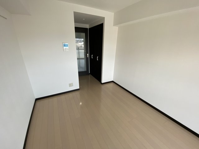 Clarice MAIHAMAの独立洗面台