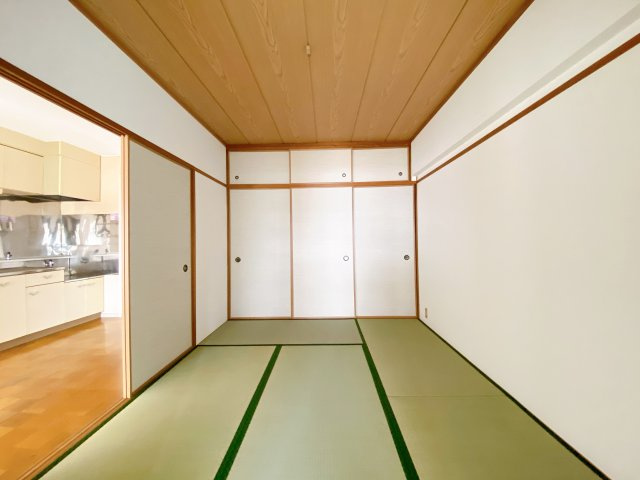 リッチタウンの和室