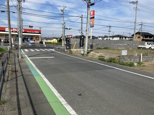 【前面道路含む現地写真】 | 売地：第１高林南町　A区画 | 前面道路含む現地写真です