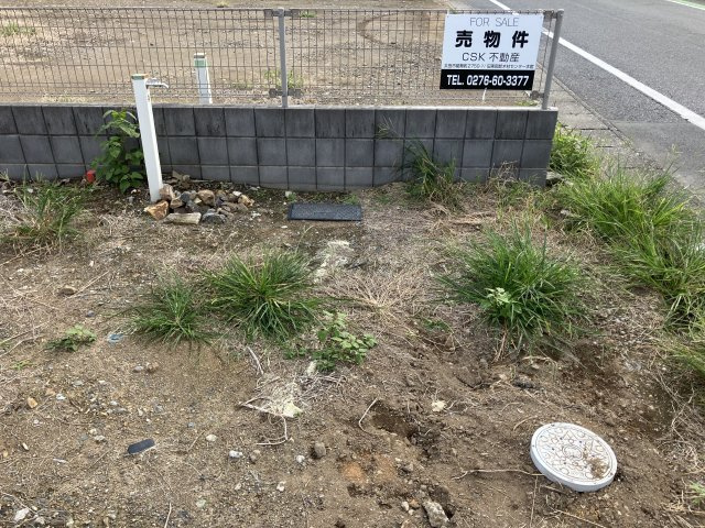 【その他】 | 売地：第１高林南町　A区画 | A区画：水道メーターと下水マス
