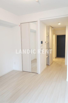 【内装】 | LANDIC O2227