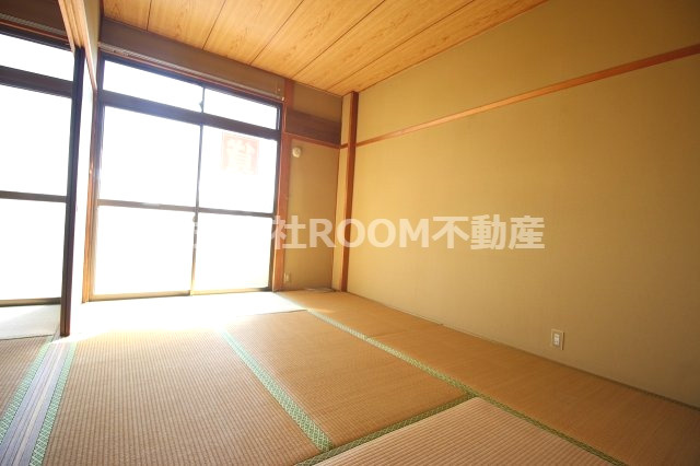 コーポ柳橋の和室