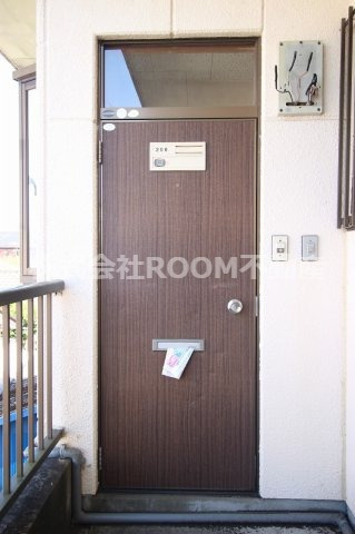 コーポ柳橋の玄関