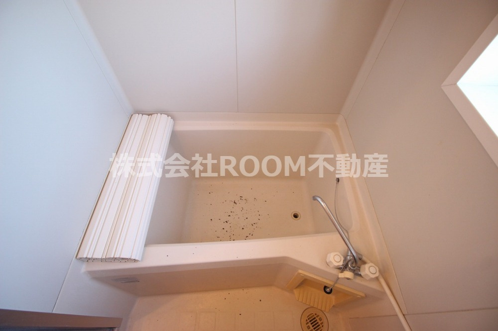 誠コーポⅡの浴室