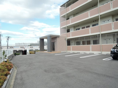 【駐車場】 | メディカル松下南EX