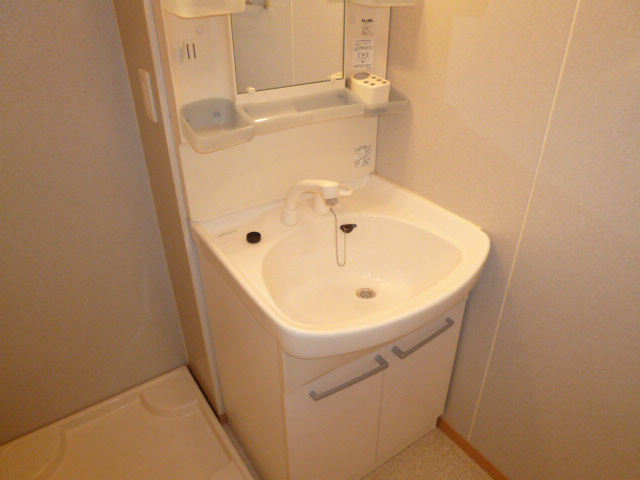 エルドラードＡの独立洗面台|シャンプードレッサー