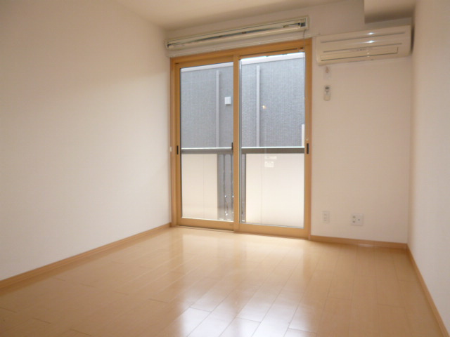 エルドラードＡの居間・リビング