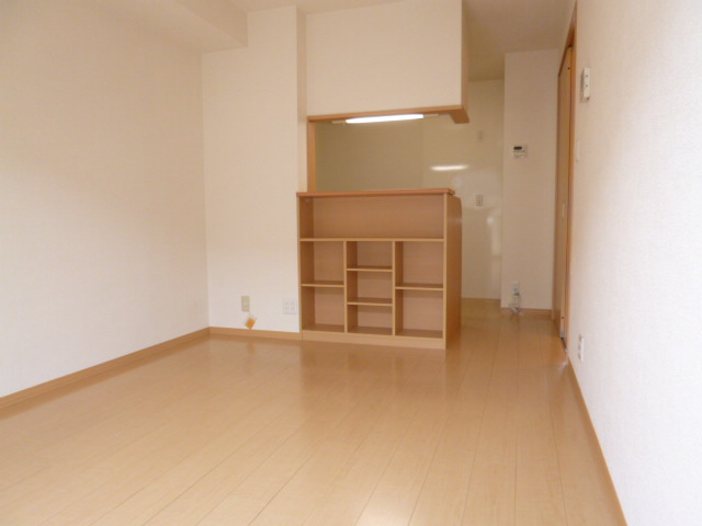 エルドラードＡの居間・リビング|ダイニング