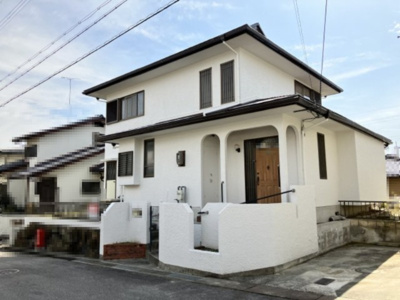 【外観】 | 大津市水明2丁目5-10　中古戸建 | 改装後の外観