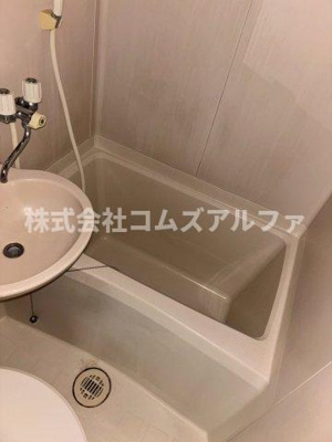 【浴室】 | ヴィラフローレスタ | ヴィラフローレスタ　浴室