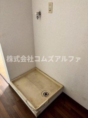 【設備】 | ヴィラフローレスタ | ヴィラフローレスタ　洗濯機置き場