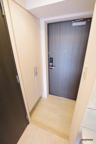 エスリード京橋グランテラス　仲介手数料無料の玄関