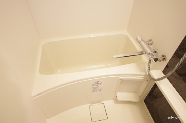 エスリード京橋グランテラス　仲介手数料無料の浴室