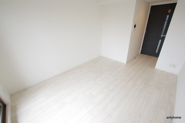 エスリード京橋グランテラス　仲介手数料無料の洋室