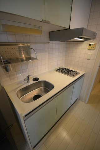 WOB新町のキッチン|※別号室参考写真