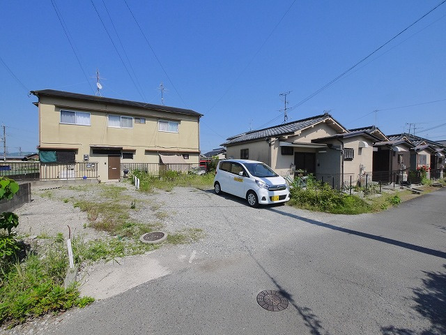 臼井貸家戸建（南2）の駐車場
