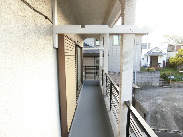 楠町西貸家のバルコニー