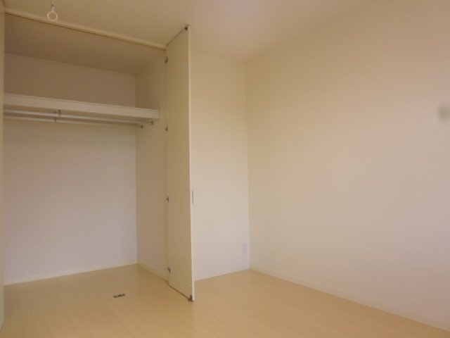 クレインアートＡの洋室