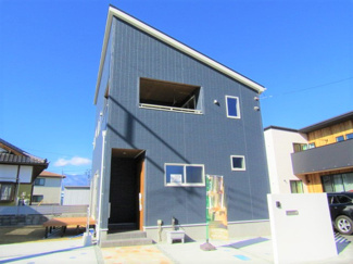 【外観：施工例】 | 外はこのようになっています