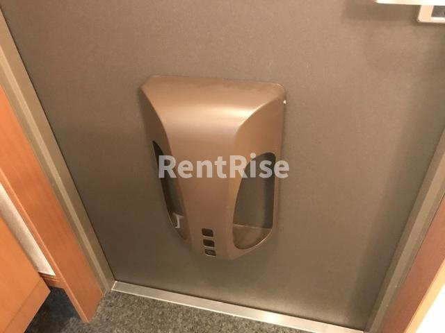 ラッキーズハイツの玄関|玄関ポスト